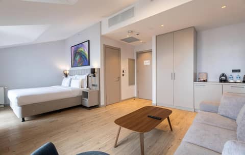 Antwell Suites — photo 3