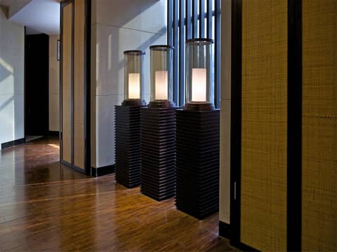 SSAW Boutique Hotel ShanghaiHongkou — hotel reception