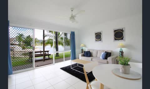 Bay of Palms — hotel room