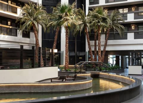 Embassy Suites by Hilton Las Vegas — photo 3