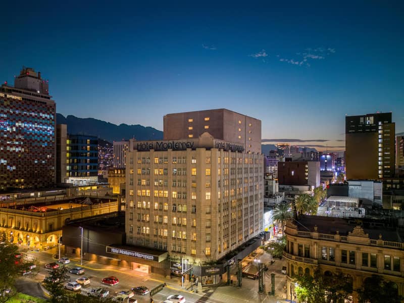 Hotel Monterrey Macroplaza — building