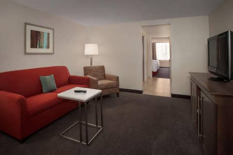 Hampton Inn & Suites Milwaukee Downtown — photo 7