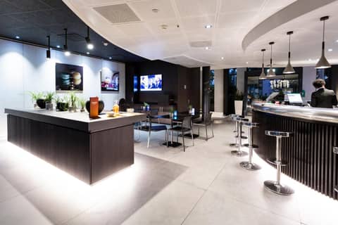 Novotel Suites Genève Aéroport — photo 4