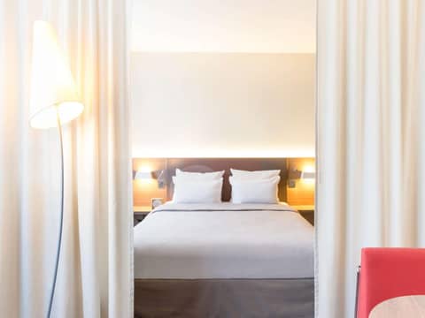 Novotel Suites Genève Aéroport — photo 9