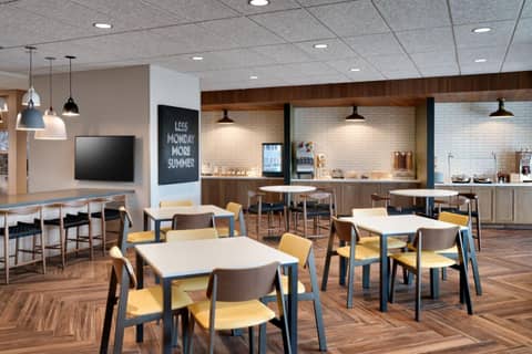 Fairfield by Marriott Inn & Suites Salt Lake City Cottonwood — photo 9