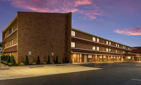 Red Roof Inn PLUS+ Columbus - Worthington — photo 5