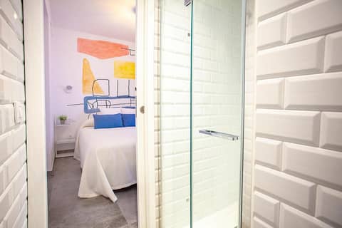 Lukanda Hospec Olehousing — hotel room