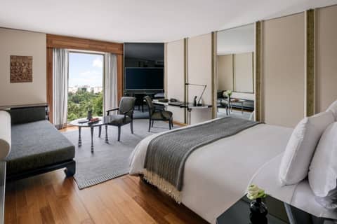 The Sukhothai Bangkok — hotel room