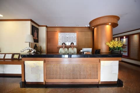 FRESH INN HOTEL — recepcion & lobby