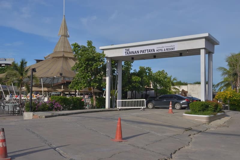 The Tamnan Pattaya Hotel & Resort — building