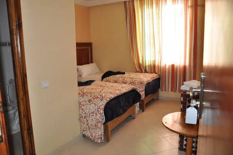 Hotel Colisee — hotel room