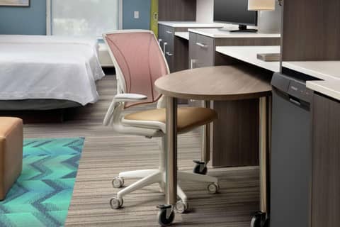 Home2 Suites By Hilton Phoenix Airport South — photo 9