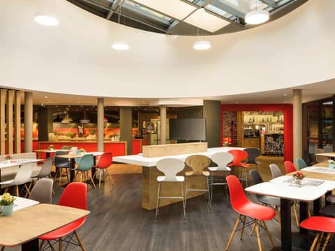 Ibis Budapest Heroes Square — photo 6