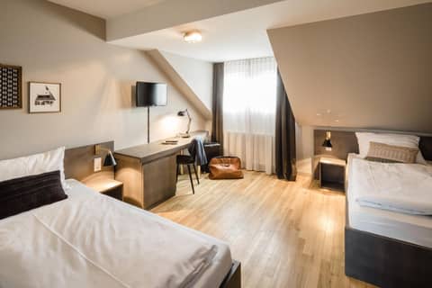Bold Hotel Frankfurt Messe — photo 6