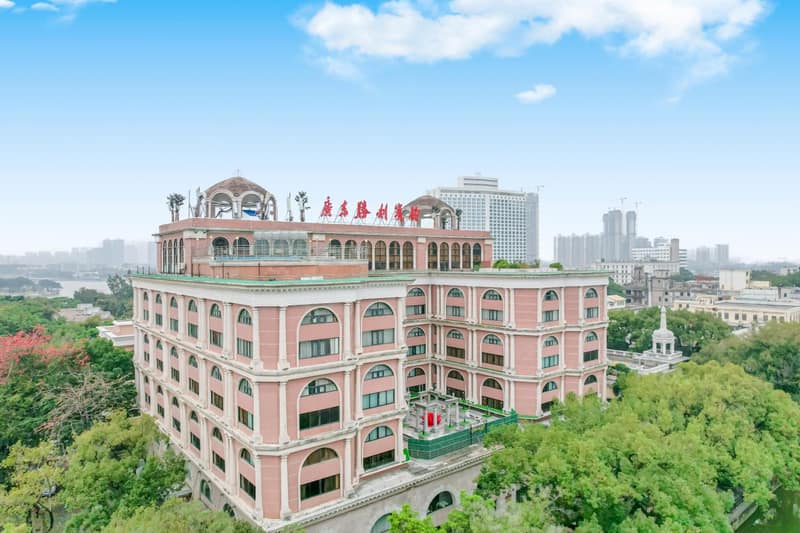 Guangdong Victory Hotel — building