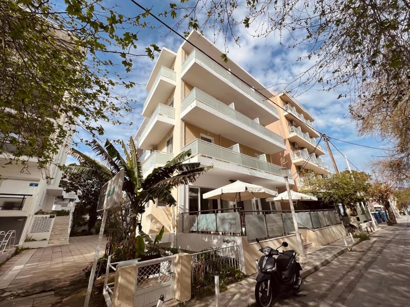 International Hotel — building