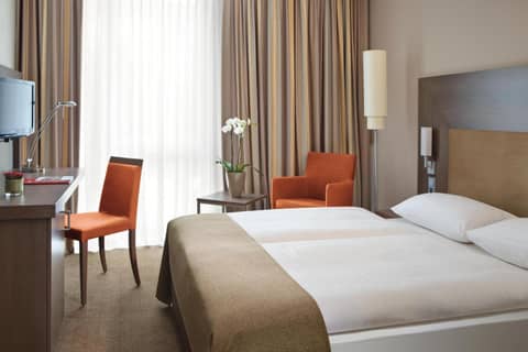 IntercityHotel Berlin Hauptbahnhof — photo 3