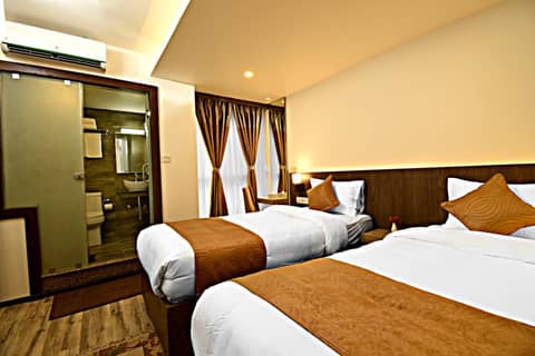 The Milestone Hotel — photo 4