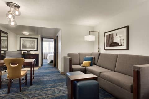 Embassy Suites by Hilton Columbus — photo 5