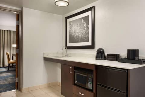 Embassy Suites by Hilton Columbus — photo 7