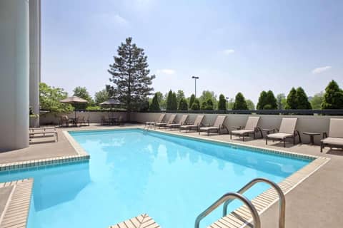 Embassy Suites by Hilton Columbus — photo 8