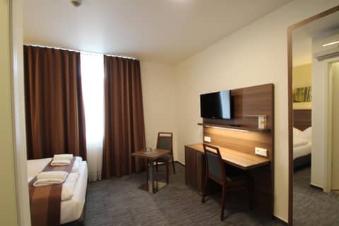 Trip Inn Goethe Conference Hotel — hotel room