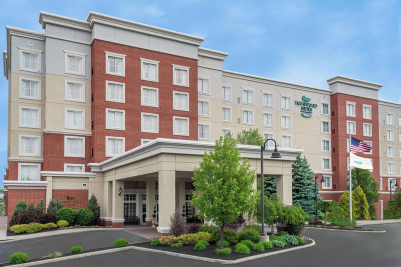 Homewood Suites by Hilton Cleveland-Beachwood — building