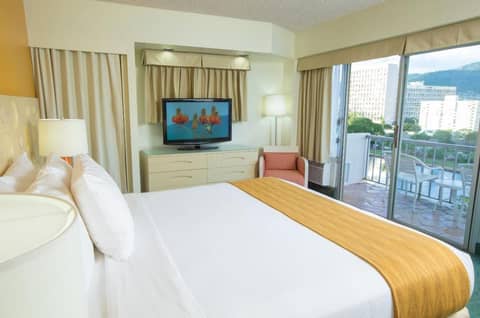 Coconut Waikiki Hotel — photo 6