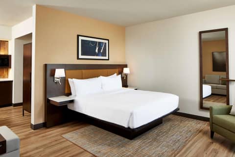 Embassy Suites by Hilton Nashville Downtown — photo 8