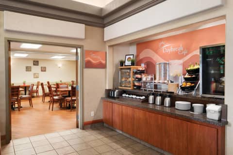 Prairie Crest Calgary Airport by IHG — photo 8