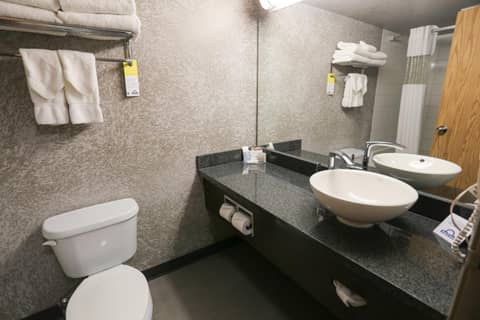 Prairie Crest Calgary Airport by IHG — photo 9