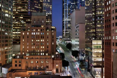 Hilton Checkers Los Angeles — photo 4