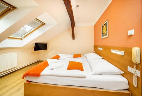 Hotel Golden City Garni — photo 4