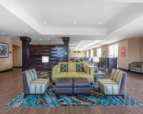 Comfort Inn & Suites Calgary Airport - North — photo 5