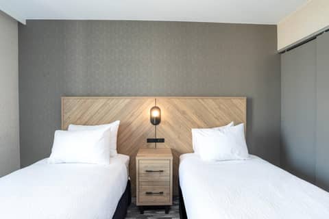 Sandman Suites Vancouver on Davie — photo 4