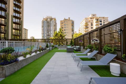 Sandman Suites Vancouver on Davie — photo 8