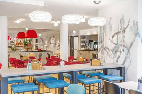 Holiday Inn - the niu Franz Vienna by IHG — dining