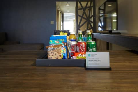 Embassy Suites by Hilton Atlanta Galleria — dining