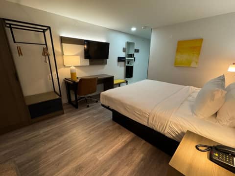 Comfort Inn & Suites Salt Lake City I-80 I-15 Downtown — photo 2