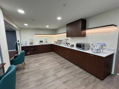 Comfort Inn & Suites Salt Lake City I-80 I-15 Downtown — photo 4