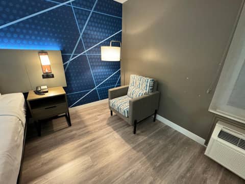 Comfort Inn & Suites Salt Lake City I-80 I-15 Downtown — photo 5
