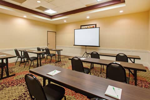 Holiday Inn Express & Suites Seattle Downtown - Lake Union by IHG — photo 3