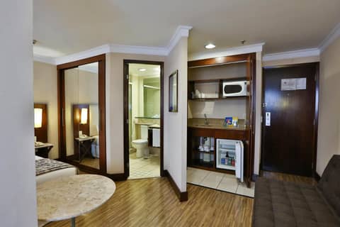 Transamerica Prime International Plaza (Paulista) — hotel room