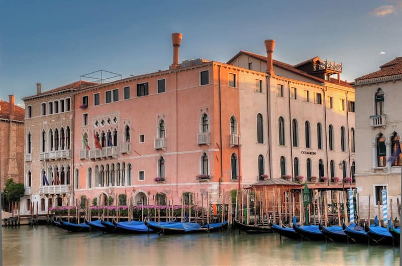Ca' Sagredo — building