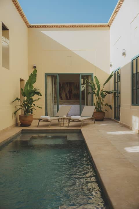 Les Deux Tours — recepcion & lobby