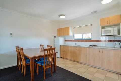 Canning Bridge Auto Lodge — photo 5