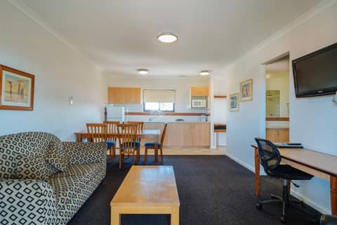 Canning Bridge Auto Lodge — photo 8