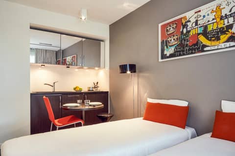 Aparthotel Adagio Marseille Timone — hotel room