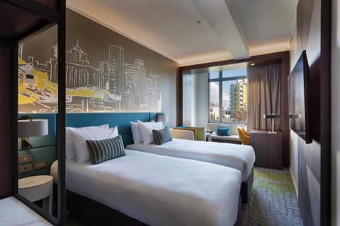 Mercure Auckland Queen Street — photo 6