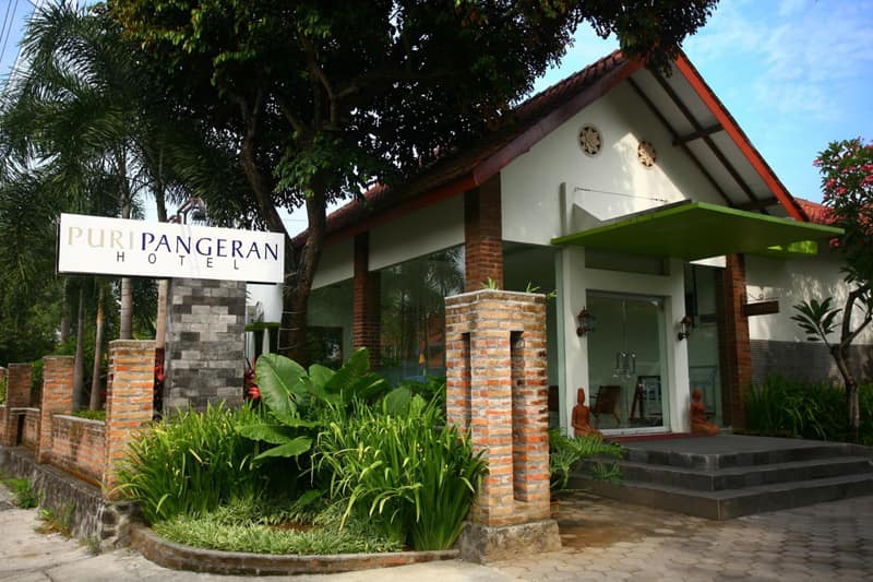 Puri Pangeran Hotel — building